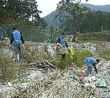 여수신덕 쓰레기 수거작업